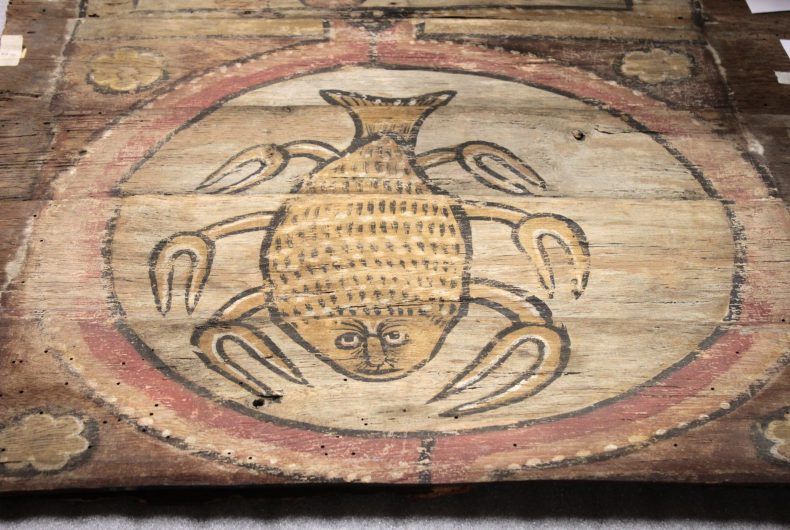 Planches peintes du plafond au bestiaire du musée de la Cour d’Or à Metz